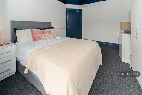 1 bedroom in a house share to rent, Fairfield Road, Buxton, SK17