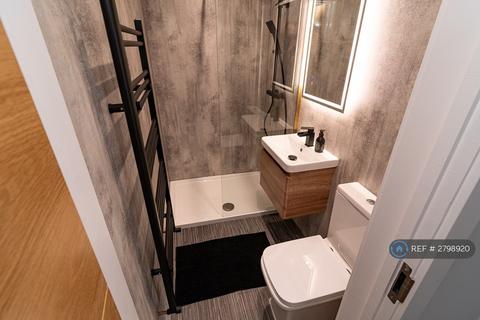 4 bedroom semi-detached house to rent, Northcote Road, Bournemouth, BH1