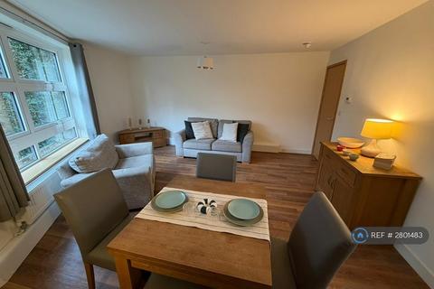 1 bedroom flat to rent, Akenside Road, London, NW3