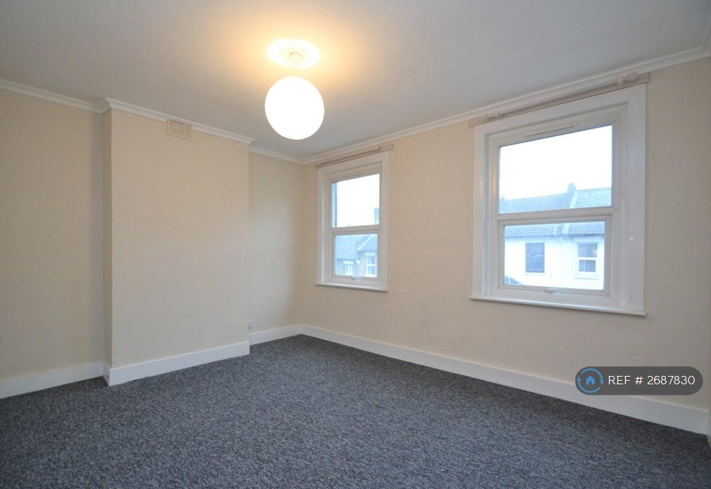 Large Bedroom