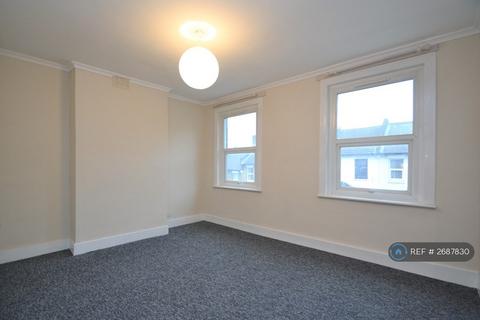 3 bedroom terraced house to rent, London, London, SE13