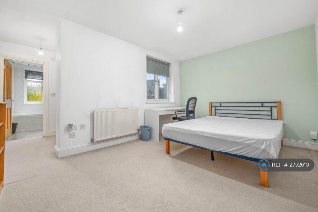 Room1