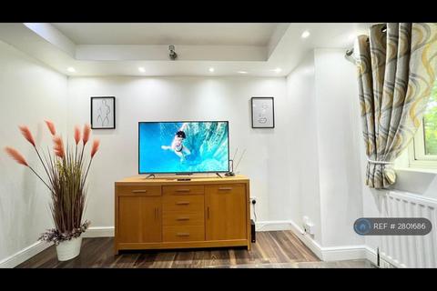 undefined, London Road, Stevenage, SG1