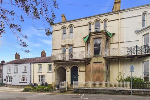 8 bedroom townhouse for sale, The Parade, Carmarthen