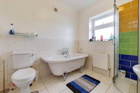 3 bedroom detached house for sale, The Myrke, Slough, SL3