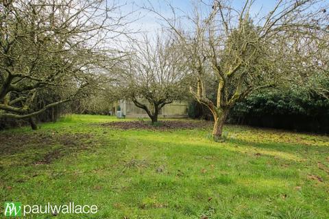4 bedroom detached house for sale, Dove House, Hamlet Hill, Roydon