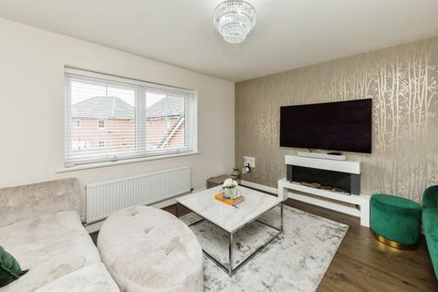 4 bedroom semi-detached house for sale, Aire Drive, Northwich