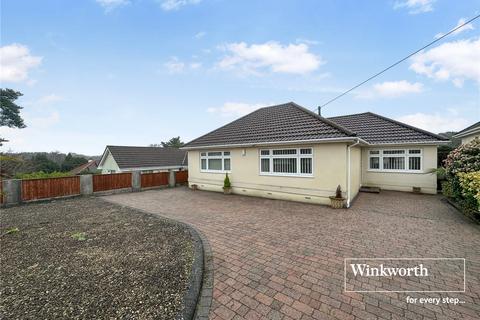 3 bedroom bungalow for sale, Pine Glen Avenue, Dorset BH22