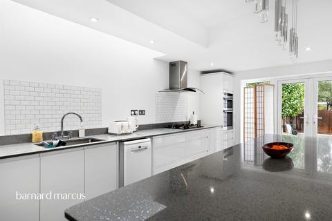 4 bedroom character property for sale, Nutfield Road, Merstham, Redhill