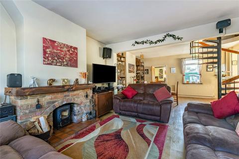 3 bedroom detached house for sale, Branch Road, Park Street, St. Albans, Hertfordshire, AL2