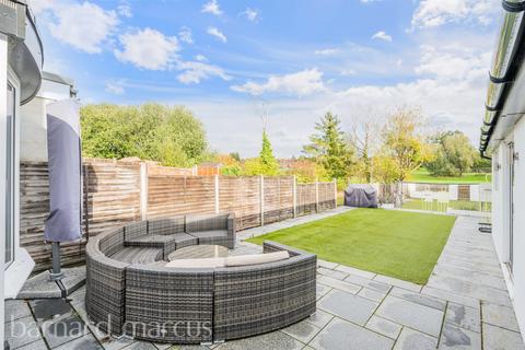 4 bedroom semi-detached house for sale, Brook Road, Merstham, Redhill
