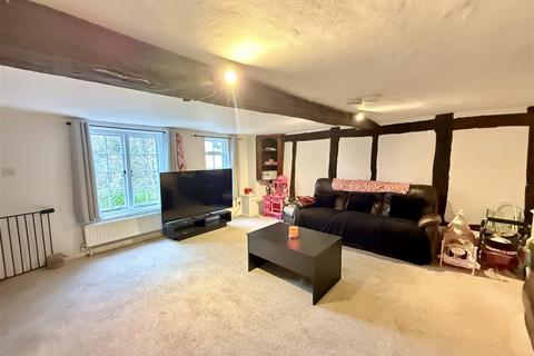 2 bedroom terraced house to rent, The Green, Abingdon OX14