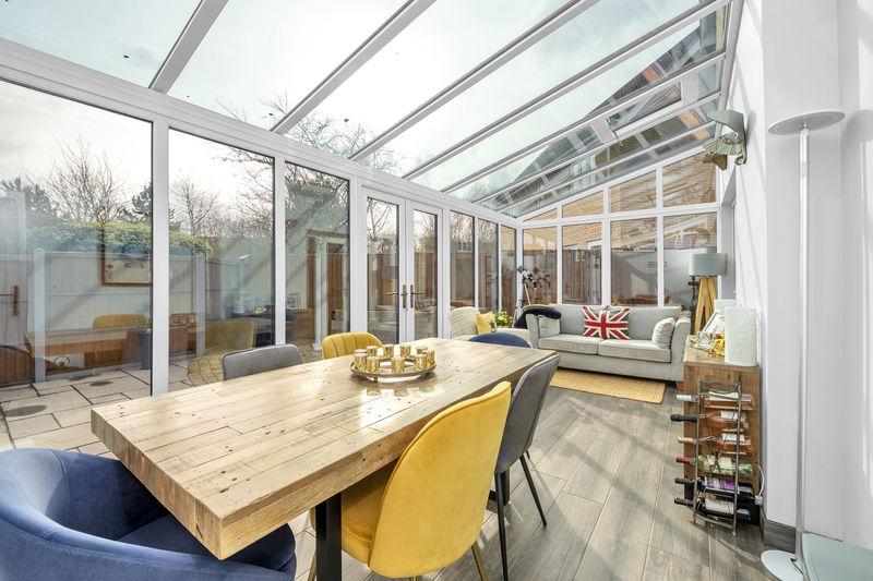 Conservatory/Dining