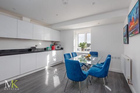 3 bedroom townhouse for sale, Warren Edge Road, Bournemouth BH6