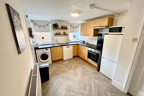 2 bedroom apartment for sale, Marleen Avenue, Heaton