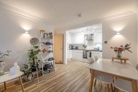 2 bedroom apartment for sale, Osborne Road, Windsor