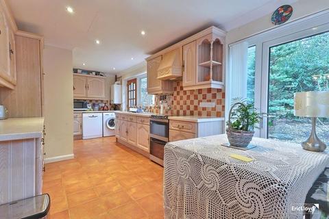 4 bedroom detached bungalow for sale, BRUNEL ROAD BROADSANDS PAIGNTON
