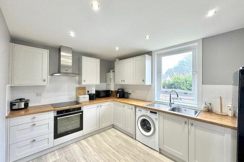 undefined, Winton Avenue, Kilwinning