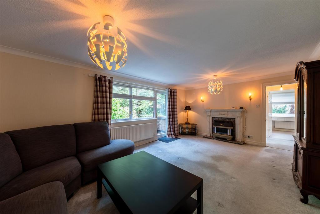 Watling Court-001.jpg