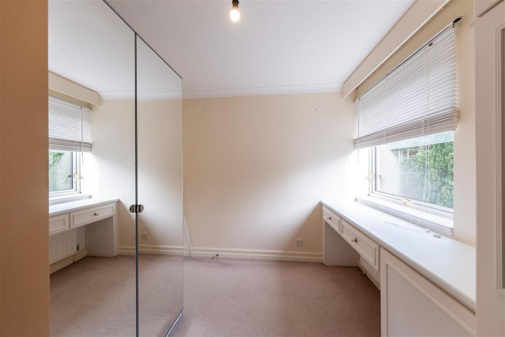 Watling Court-011.jpg