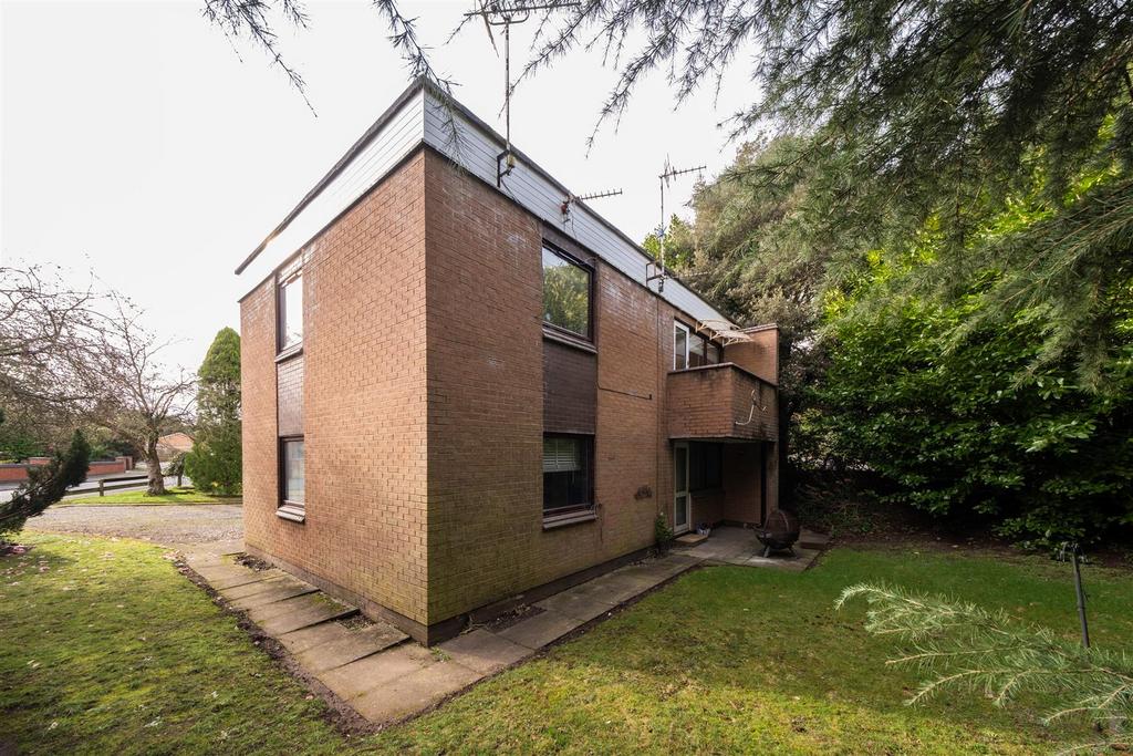 Watling Court Externals-008.JPG