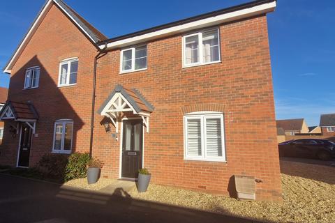 3 bedroom semi-detached house for sale, Holdenby Drive, Corby