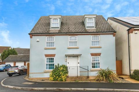 5 bedroom detached house for sale, Greystone Walk, Cullompton