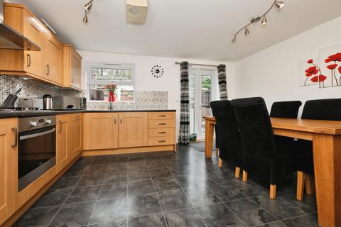 4 bedroom end of terrace house for sale, Plaxton Way, Ware