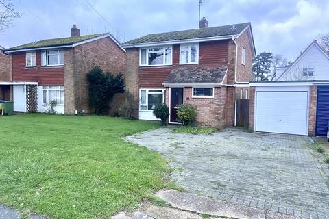 3 bedroom detached house for sale, Catisfield Road, Fareham PO15