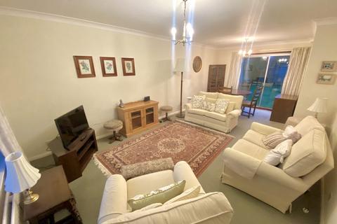 3 bedroom detached house for sale, Catisfield Road, Fareham PO15