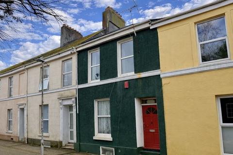 undefined, Camden Street, Plymouth. Ready-made investment – central HMO producing £16,440 pa with 4 rooms let over 3 floors