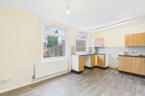 3 bedroom terraced house for sale, Penistone Close, Telford TF2