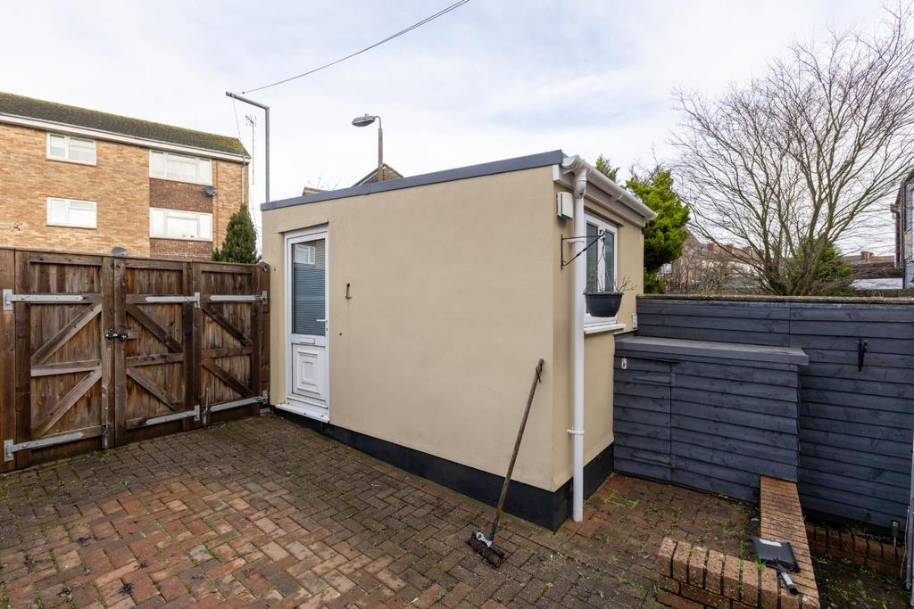 31 Derrick Road, BS15 8 DS-23.jpg