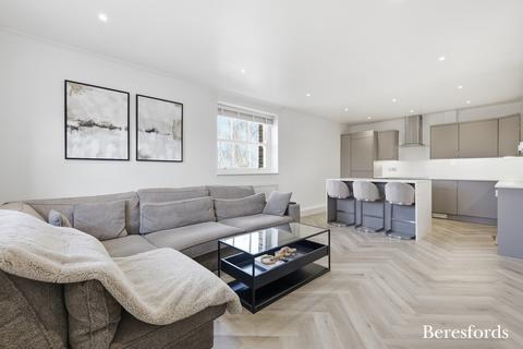 1 bedroom apartment for sale, Thorndon Park, Ingrave, CM13
