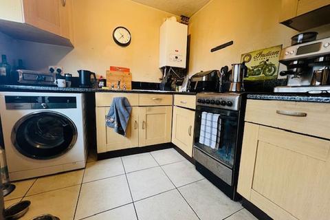 2 bedroom apartment for sale, Meadow Bank, Preston PR1