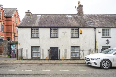 2 bedroom end of terrace house for sale, High Street, Bangor, Gwynedd, LL57