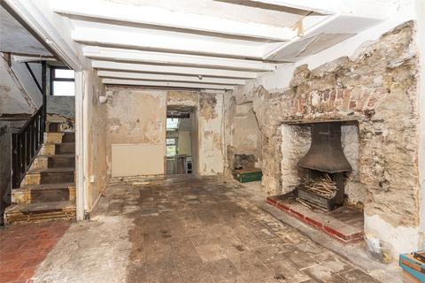 2 bedroom end of terrace house for sale, High Street, Bangor, Gwynedd, LL57