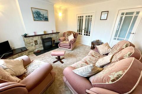 2 bedroom semi-detached bungalow for sale, Kendal Way, Wrexham