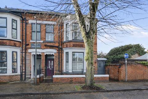 4 bedroom semi-detached house for sale, Lime Grove, Long Eaton