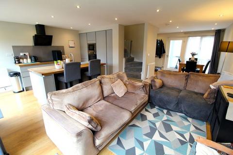 3 bedroom terraced house for sale, Brockley Close, Little Stoke
