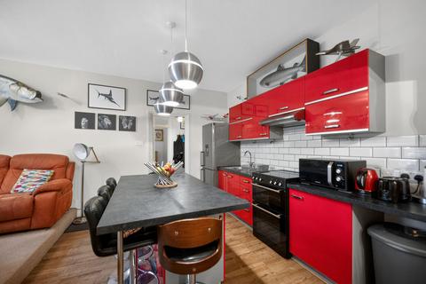 3 bedroom apartment for sale, Brandon Court, Lawrence Road, Southsea, PO5
