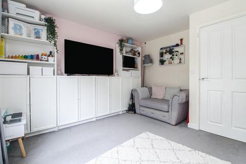 2 bedroom end of terrace house for sale, Alder Close, Bedford MK42