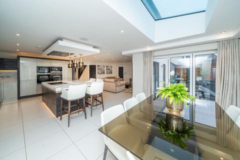 5 bedroom detached house for sale, Western Road, Hagley DY9