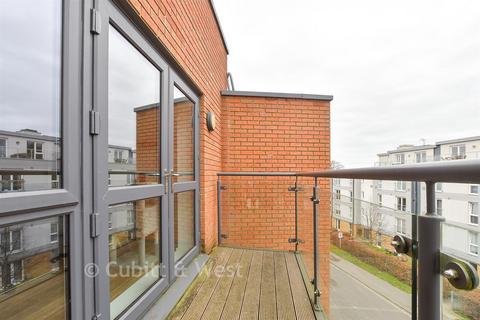 1 bedroom apartment for sale, West Green Drive, West Green, Crawley, West Sussex