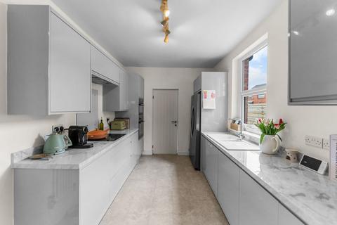 3 bedroom semi-detached house for sale, Chorley Road, Wigan WN1