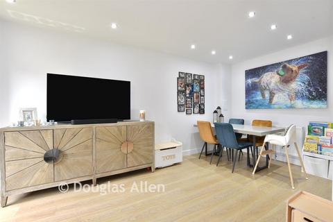 undefined, Mowbray Close, Epping, Essex