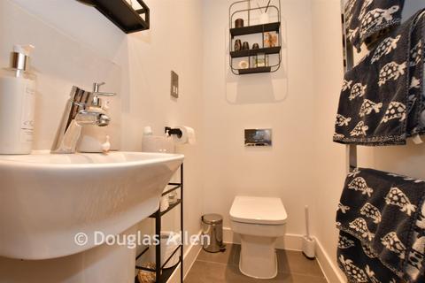 undefined, Mowbray Close, Epping CM16