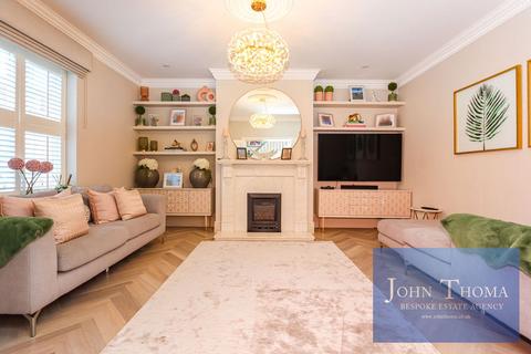 undefined, Regents Drive, Woodford Green IG8