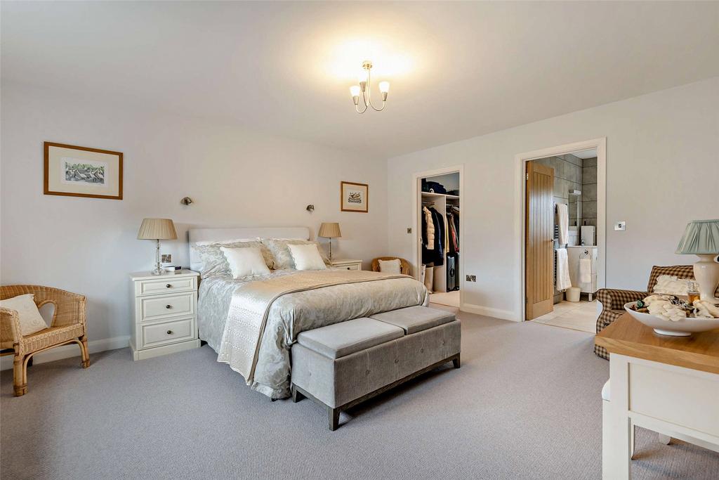 4 Bedrooms