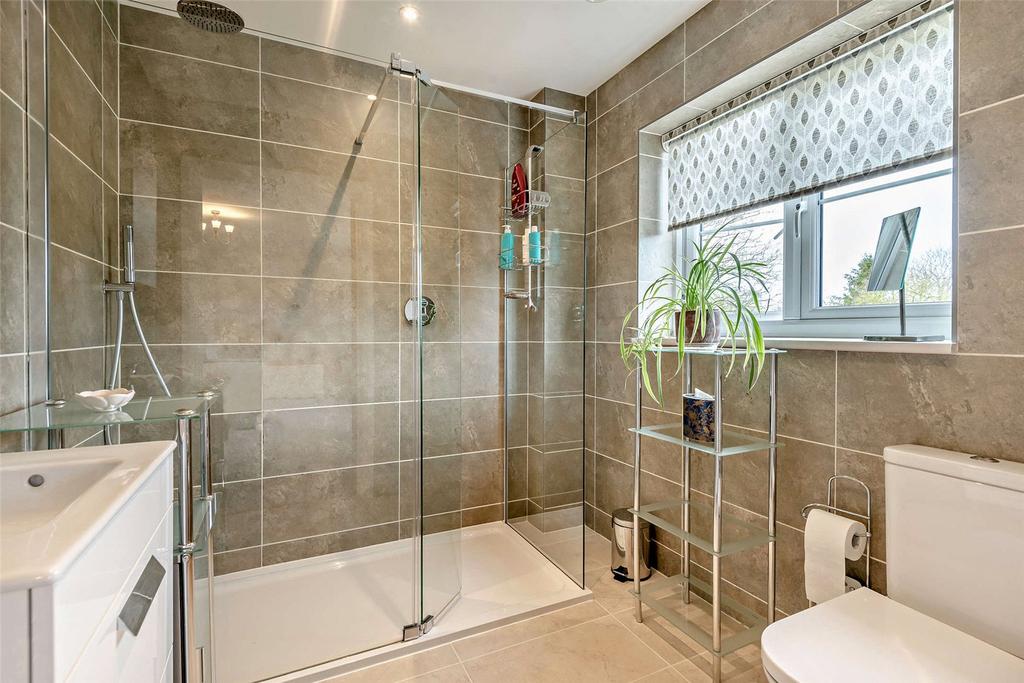 3 Bathrooms
